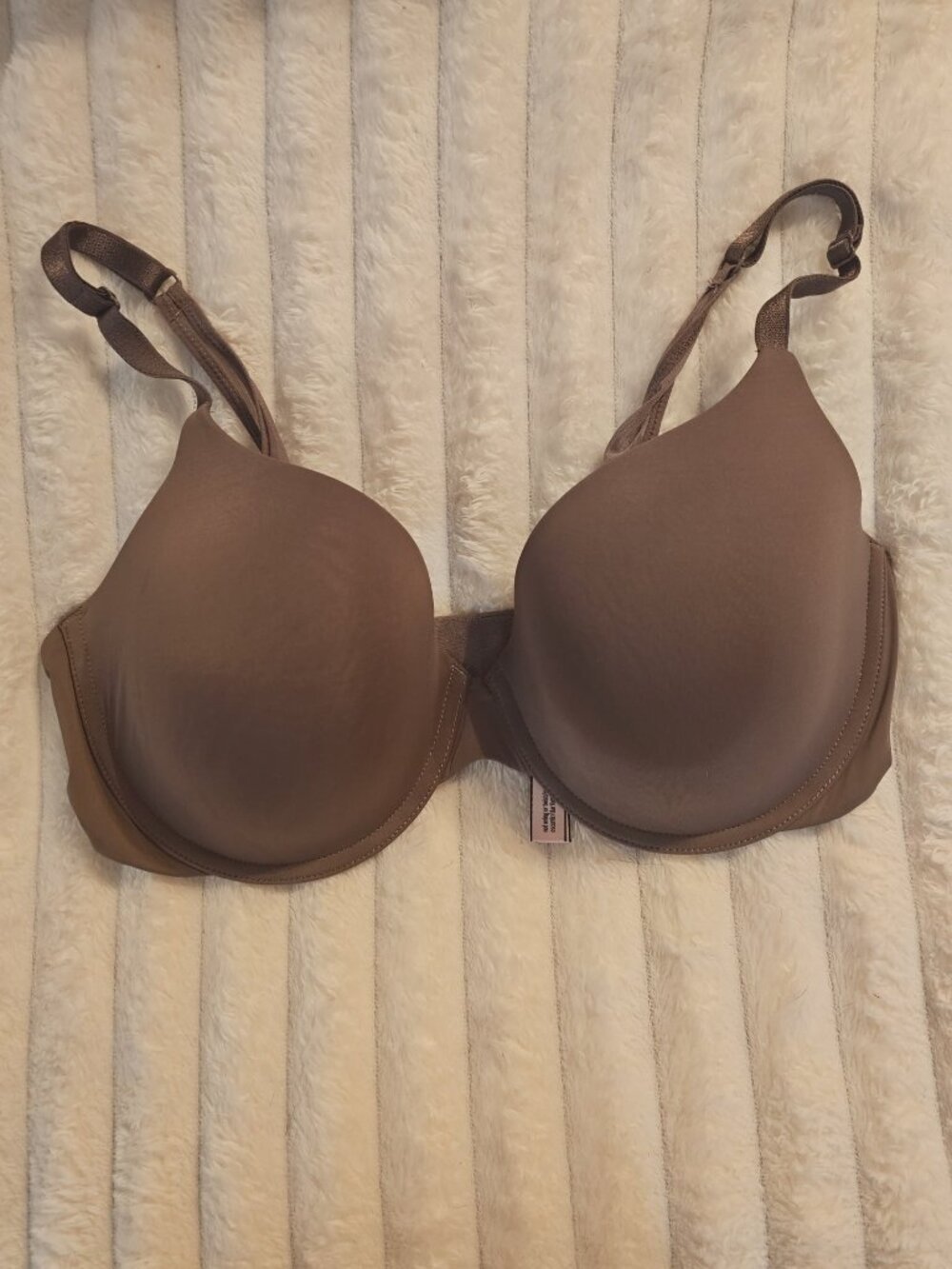 Victoria's Secret 36D Demi Coverage T-Shirt Bra Taupe Nude Smooth Underwire